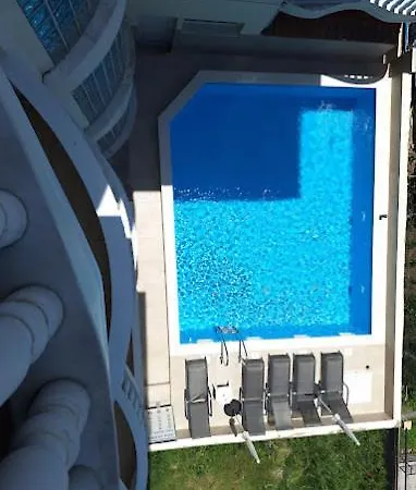 Aparthotel Victoria 2