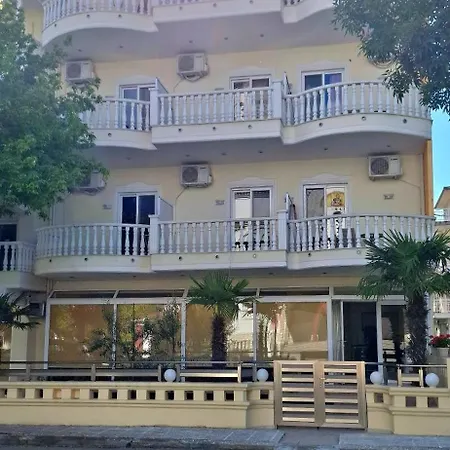 Victoria 2 Aparthotel 3*